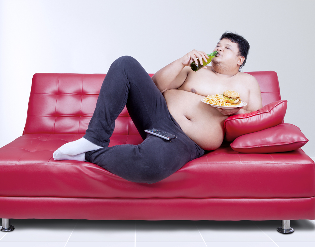 স্মার্টফোন, ট্যাব, মোবাইল গেমেই বিনোদন খুঁজে নিচ্ছে মানুষ। ফলে হাঁটাচলার প্রবণতা কমে গিয়েছে।ভাজাভুজি খাওয়ার প্রবণতাও বাড়ছে। হু বলছে, এটা একটা বড় সমস্যা। উন্নত দেশগুলো এই সমস্যা অনেকটাই কাটিয়ে উঠেছে। উন্নয়নশীল দেশগুলোকেও সেই পথে হাঁটতে হবে।