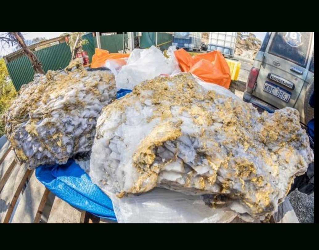 বছরের পর বছর ধরে অস্ট্রেলিয়ার বিটা হান্ট ছিল নিকেল ধাতু উত্তোলনের কেন্দ্র। তা থেকেই পাওয়া গেল বিপুল পরিমাণ সোনা। ওয়ার্ল্ড গোল্ড কাউন্সিলের মতে এটি, ‘ওয়ান অব দ্য লার্জেস্ট গোল্ড নাগেট’।