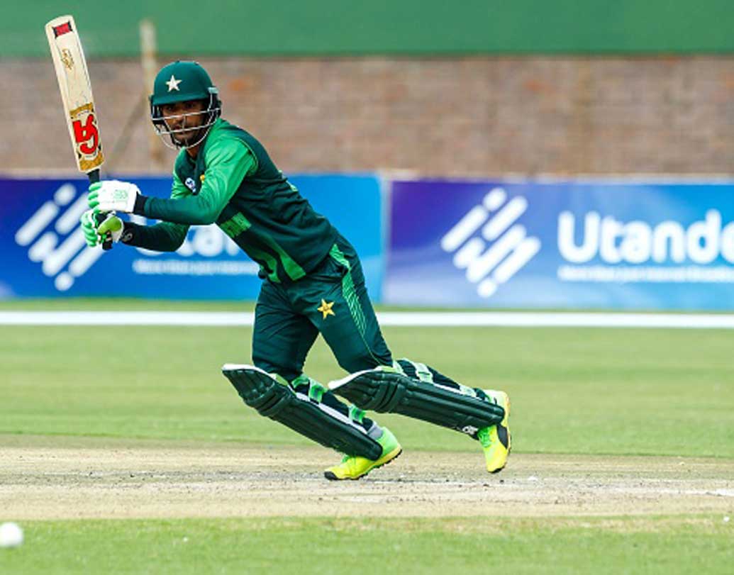 ফখর জামান: বাঁ হাতি ব্যাটসম্যানটি পাকিস্তানের বড় ভরসা। ফখরের হাত ধরে ভাল শুরু দলের ভিত মজবুত করে দিচ্ছে সাম্প্রতিক একাধিক ম্যাচে। ম্যাচে ভাল ফল করতে হলে দ্রুত ফখরের উইকেট ভারতের কাছে খুবই জরুরি।