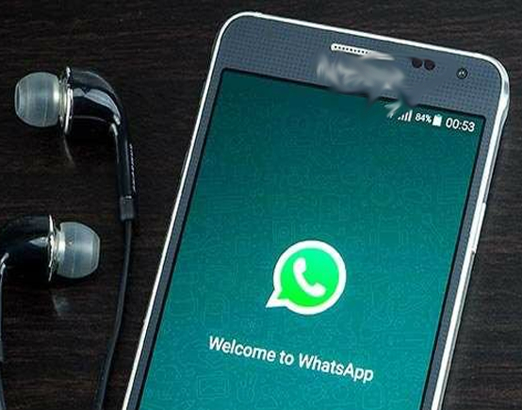 অ্যান্ড্রয়েডে হোয়াটসঅ্যাপ ব্যবহারকারীদের জন্য আসছে ‘সোয়াইপ টু রিপ্লাই’। আইওএসে ইতিমধ্যেই এটি পাওযা যাচ্ছে।