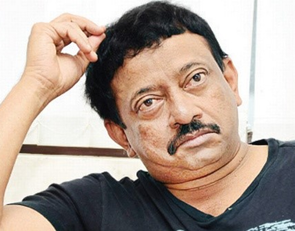 রামগোপাল ভার্মা: বলিউডের এই পরিচালক বহু বার শুটিংয়ের সময় অভিনেতা ও কলাকুশলীদের সঙ্গে খারাপ ব্যবহার করেছেন। অনেক সময় উত্তরও দেননি জুনিয়রদের।