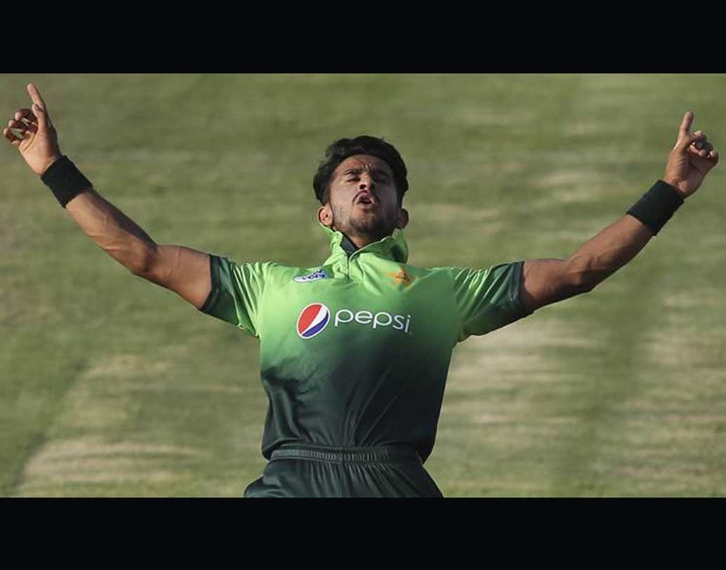 হাসান আলি: পেল বোলার হাসান আলি দাপট দেখিয়েছেন গত ম্যাচে হংকংয়ের বিরুদ্ধে। পেয়েছেন দুই উইকেট। দলে তাঁর থাকার সম্ভাবনা অত্যন্ত উজ্জ্বল।