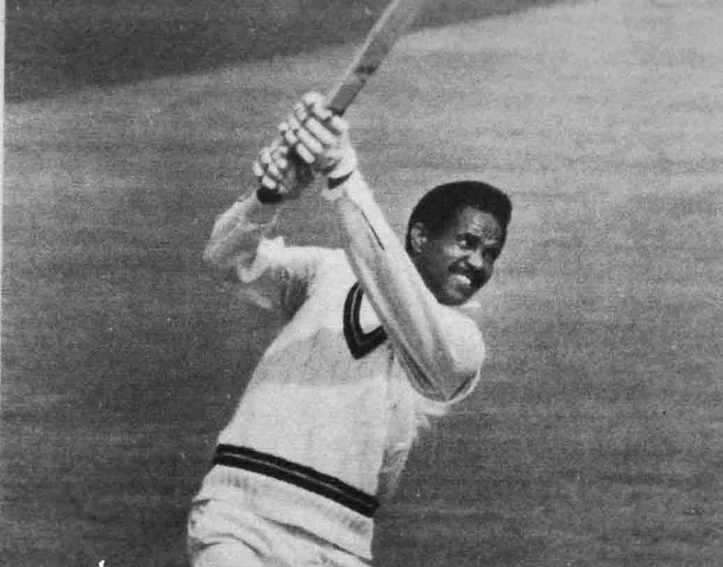 ছয় নম্বরে আছেন বিশ্ব ক্রিকেটের অন্যতম সেরা অলরাউন্ডার স্যার গারফিল্ড সোবার্স। টেস্টে ৮,০৩২ রানের পাশাপাশি তাঁর ঝুলিতে আছে ২৩৫ টি টেস্ট উইকেট। টেস্টে তাঁর ব্যক্তিগত সর্বোচ্চ রান ৩৬৫।