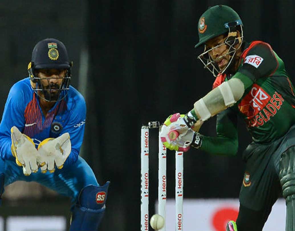 নিদাহাস ট্রফির ফাইনালে মার্চে শেষ বার মুখোমুখি হয়েছিল দুই দল। বাংলাদেশ, শ্রীলঙ্কা ও ভারতের ত্রিদেশীয় সিরিজে চ্যাম্পিয়ন হয় ভারত। চার উইকেটে প্রতিবেশী দেশকে হারায় তারা। কিন্তু সাব্বির রহমানের ৫০ বলে ৭৭ রানের ইনিংস ভোলার নয়!