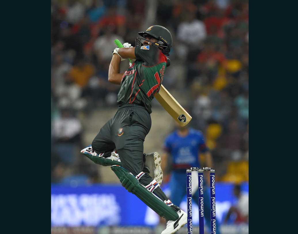 সাকিব আল হাসান: ৫৫ বলে ৩২ রান করে আফগানিস্তানের বিরুদ্ধে একমাত্র তিনিই যা মান রক্ষা করেছেন, তিন নম্বরে রাখা হবে তাঁকে।