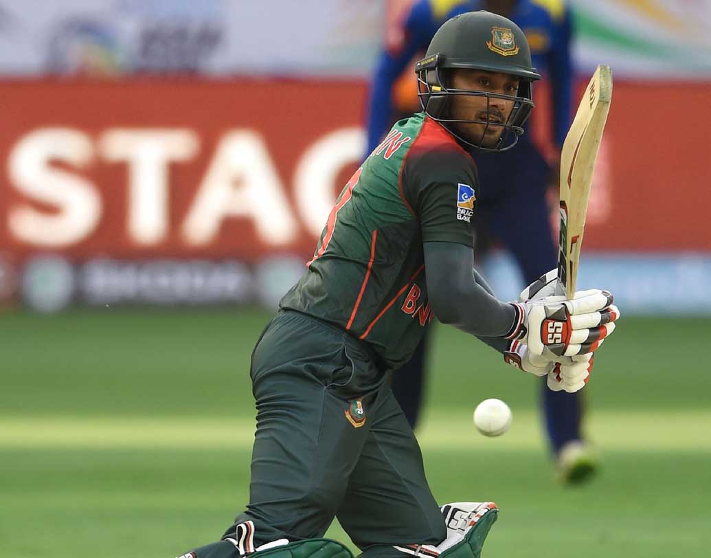 মহম্মদ মিঠুন:  বাংলাদেশের অপর এক ব্যাটিং স্তম্ভ তিনি। তিনিও থাকবেন বলেই মনে করা হচ্ছে।