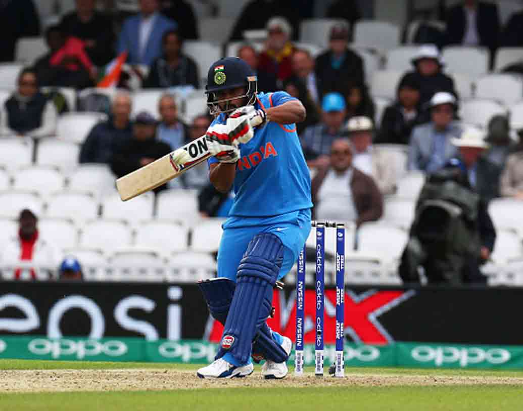 কেদার যাদবের বাদ পড়ার সম্ভাবনা খুব কম। প্রয়োজনে খুনে ব্যাটিং, দরকারে বিভ্রান্তিকর অফস্পিন বোলিং। ছয় নম্বরে ‘অটোমেটিক চয়েস’ এই অলরাউন্ডার।