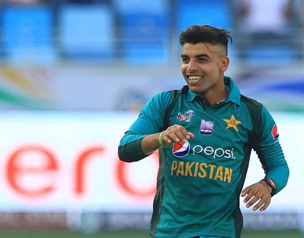 কুলদীপকে সঙ্গ দিতে থাকছেন শাদাব খানও। এই মুহূর্তে বিশ্ব ক্রিকেটের অন্যতম উদীয়মান স্পিনার। কুলদীপ-শাদাবের জোড়া হামলায় চাপে থাকবেন বিপক্ষ ব্যাটসম্যানেরা, তা বেশ নিশ্চিত ভাবেই বলা যায়।