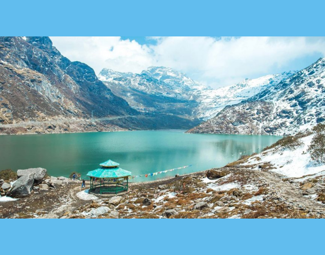 পাহাড়ি প্রকৃতির কোলে এই বিমানবন্দর নিঃসন্দেহেই তার রূপের ছটায় মুগ্ধ করবে যাত্রীদের। তবে একই সঙ্গে এতে ওঠানামা করতে দরকার পড়বে অভিজ্ঞ পাইলটও।