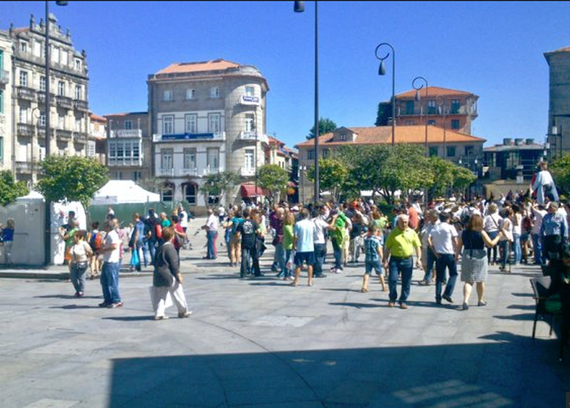 গাড়ির ভিড়ে অন্যান্য শহরে যেমন নাভিশ্বাস ওঠার জোগড়,রাস্তায় পা ফেলার জায়গা পাওয়া যায় না, পন্টেভেদ্রায় ঠিক উল্টো। গাড়ির সংখ্যা কমে যাওয়ায়, মানুষের বসতি অনেক বৃদ্ধি পেয়েছে। ১৯৯৯ সালে গাড়ি নিষিদ্ধ হওয়ার পর থেকে এই শহর ১২ হাজার নতুন বাসিন্দা পেয়েছে।