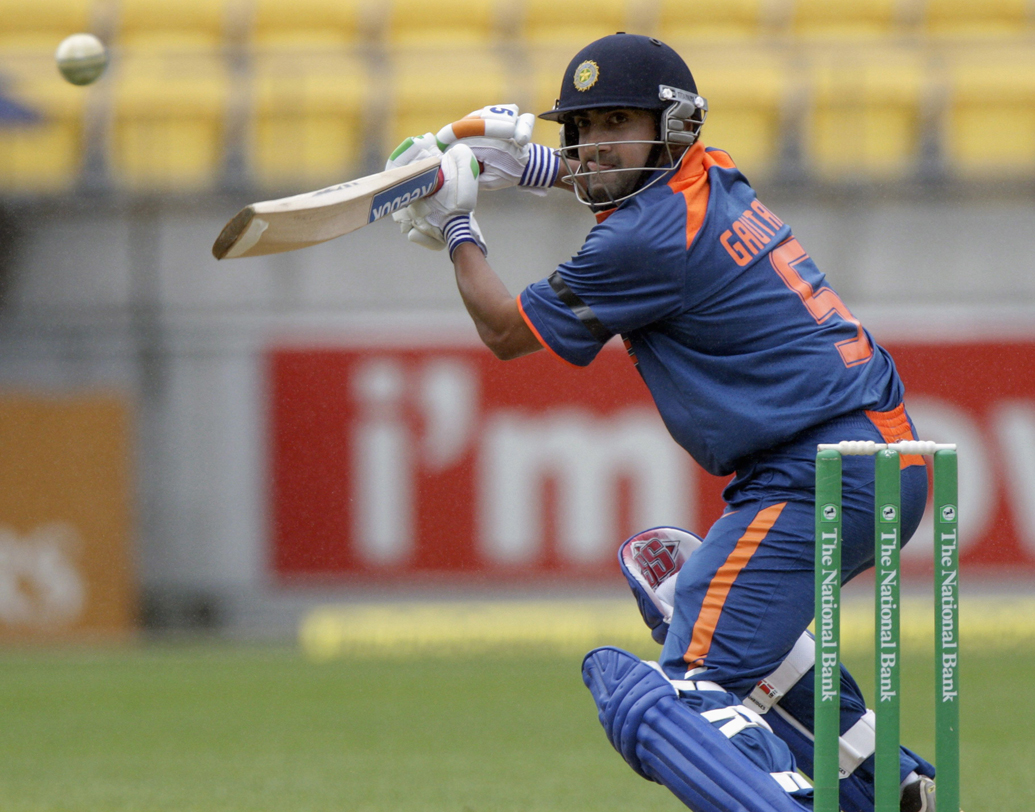 এর পরের বছর ১৯ জুন এশিয়া কাপের ম্যাচে ফের দেখা হয়েছিল দু’দলের। টসে জিতে পাকিস্তান ব্যাটিংয়ে সিদ্ধান্ত নেয়। রান ওঠে ২৬৭। সেই রান তাড়া করতে নেমে ৮৩ রানের ঝকঝকে ইনিংসে খেলেন গৌতম গম্ভীর। ১ বল বাকি থাকতেই জয়ের রান তুলে নেয় টিম ইন্ডিয়া। ম্যান অব দ্য ম্যাচ হন গম্ভীর।