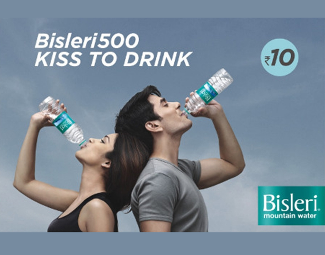 মিনারেল ওয়াটারের জগতে বিসলেরির নামটা আর নতুন নয়। নামের মধ্যে ভারতীয় ছোঁয়া না থাকুক, এটি একেবারে দেশি সংস্থা পার্লে গোষ্ঠীর মালিকানাধীন ব্র্যান্ড।