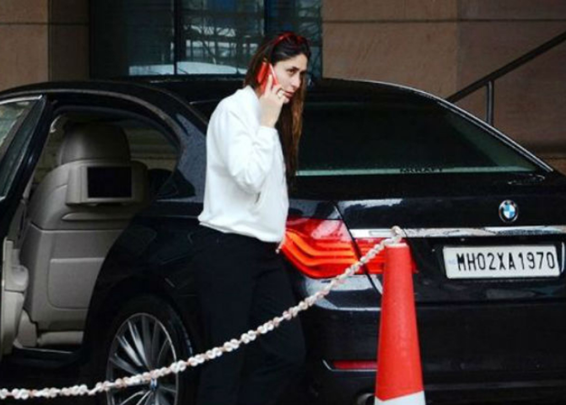 বিএমডব্লিউ ৭ সিরিজ: ৭৫০এলডি ডিজেল ভার্সনের গাড়ি এটা। ৬ সিলিন্ডারের ডিজেল ইঞ্জিন রয়েছে গাড়িটিতে। মাত্র ৪.৬ সেকেন্ডে ১০০ কিলোমিটার গতিবেগ তুলতে সক্ষম। দাম ১ কোটি ২৯ লক্ষ টাকা থেকে ১ কোটি ৩২ লক্ষ টাকা।