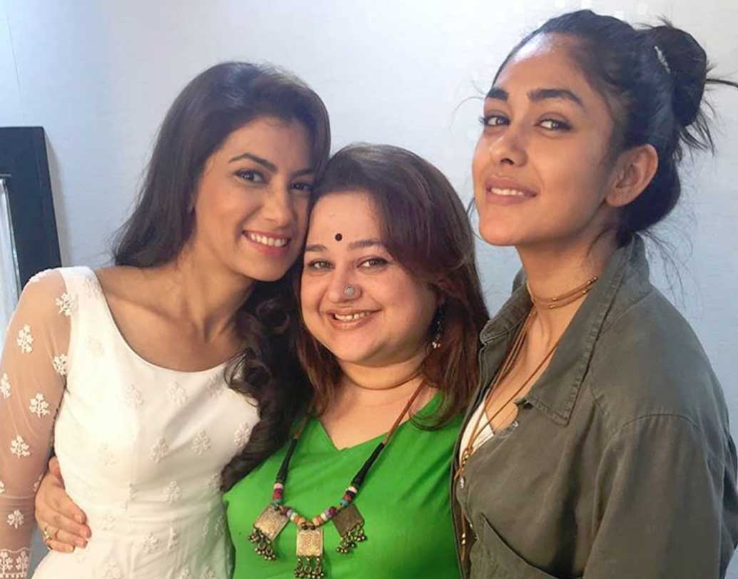 ‘কুমকুম ভাগ্য’ বলে ছোট পর্দার একটি টেলিভিশন শো-তে তাঁকে আগে দেখা গিয়েছে।