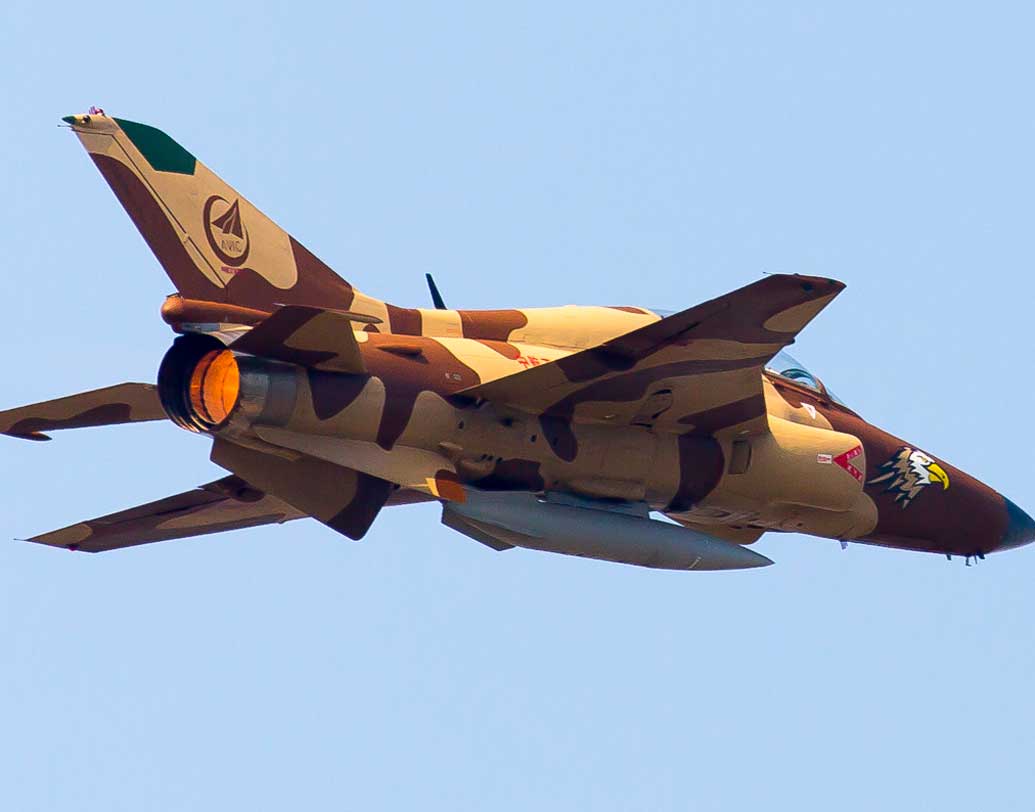 নতুন বিমানটির মহড়া সফল হওয়ায় পুরনো মডেলের জে সেভেন ও মিগ ২১-এর ওপর নির্ভরতা কমাতে পারবে চিন। ফলে প্রতিরক্ষা ক্ষেত্রে নিশ্চিতভাবেই এক দাপ এগিয়ে যাবে চিন।