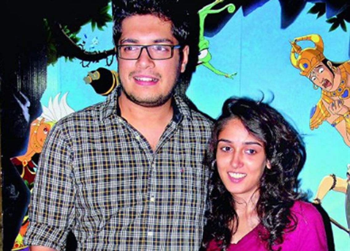 জুনেদ খান এবং ইরা খান: আমির খানের দুই সন্তান জুনেদ এবং ইরা। লাইমলাইটের থেকে দূরে থাকতে পছন্দ করেন জুনেদ। দক্ষিণ মুম্বইয়ের একটি কলেজ থেকে পড়াশোনা শেষ করে উচ্চশিক্ষার জন্য লুইৎজিয়ানায় গিয়েছেন তিনি। আর ইরা এ বছরেই আইসিএসইতে ৮৯শতাংশ নম্বর পেয়ে ধীরুভাই অম্বানি ইন্টারন্যাশনাল স্কুলে ভর্তি হয়েছেন।