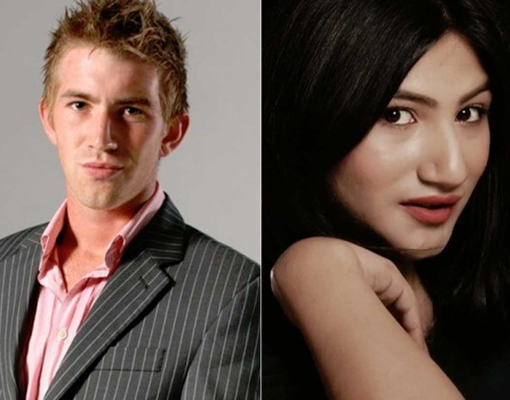 এক সময় বিগ বস-এ ছিলেন সানি লিওন। পর্ন ইন্ডাস্ট্রির আর এক তারকাও নাকি সানির পথে হাঁটবেন। তিনি ড্যানি ডি। সঙ্গে আনছেন অভিনেত্রী মাহিকা শর্মাকে। এই ক’দিন আগেই ড্যানির জন্মদিনে টপলেস হয়ে উইশ করেছিলেন মাহিকা। ড্যানিও নাকি মাহিকা ছা়ড়া বিগ বস-এ থাকবেন না শর্ত দিয়েছেন। দু’জনে মিলে সপ্তাহে নাকি পাবেন ৫০ লাখ টাকা।