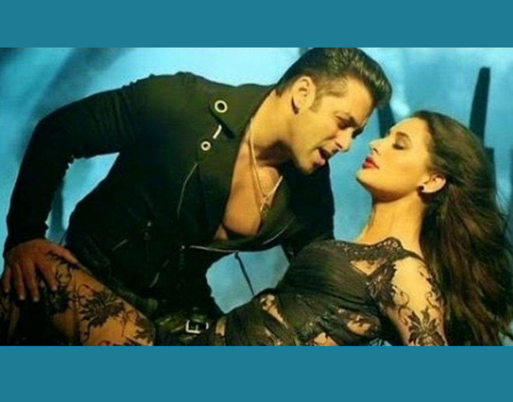 আরও এক বার সলমন খানের সঙ্গে কাজ করতে আপত্তি জানিয়েছিলেন দীপিকা পাড়ুকোন। এ বার ২০১৪-র অ্যাকশন–ড্রামা ‘কিক’। দীপিকা রাজি না হওয়ায় আর দেরি করেননি ফিল্মের ডিরেক্টর সাজিদ নাদিয়াডওয়ালা। সোজা জ্যাকলিন ফার্নান্ডেজ়কে নিয়ে নেন হিরোইনের রোলে।