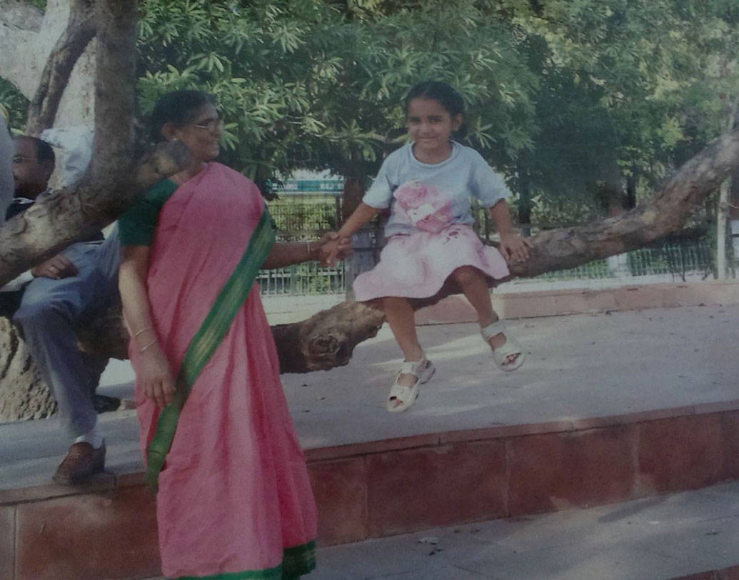 তিন বছর বয়সে তার বয়সী শিশুরা পড়তে শেখে। অক্ষর চিনতে শেখে তারা। আর সমহিথা? ওই বয়সেই বিশ্বের সমস্ত দেশ, তাদের জাতীয় পতাকা, তার রাজধানী গড়গড় করে আওড়ে চলত।