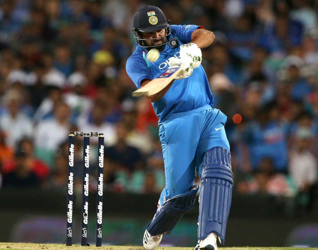 হিটম্যান রোহিত শর্মা ১৮৯টি ইনিংসে মোট ৭৬৩০ রান করেছেন, সর্বোচ্চ রান ২৬৪। গড় ৪৮.২৯, স্ট্রাইক রেট ৮৮.৮৫। রোহিতের দখলে রয়েছে ২২টি সেঞ্চুরি।