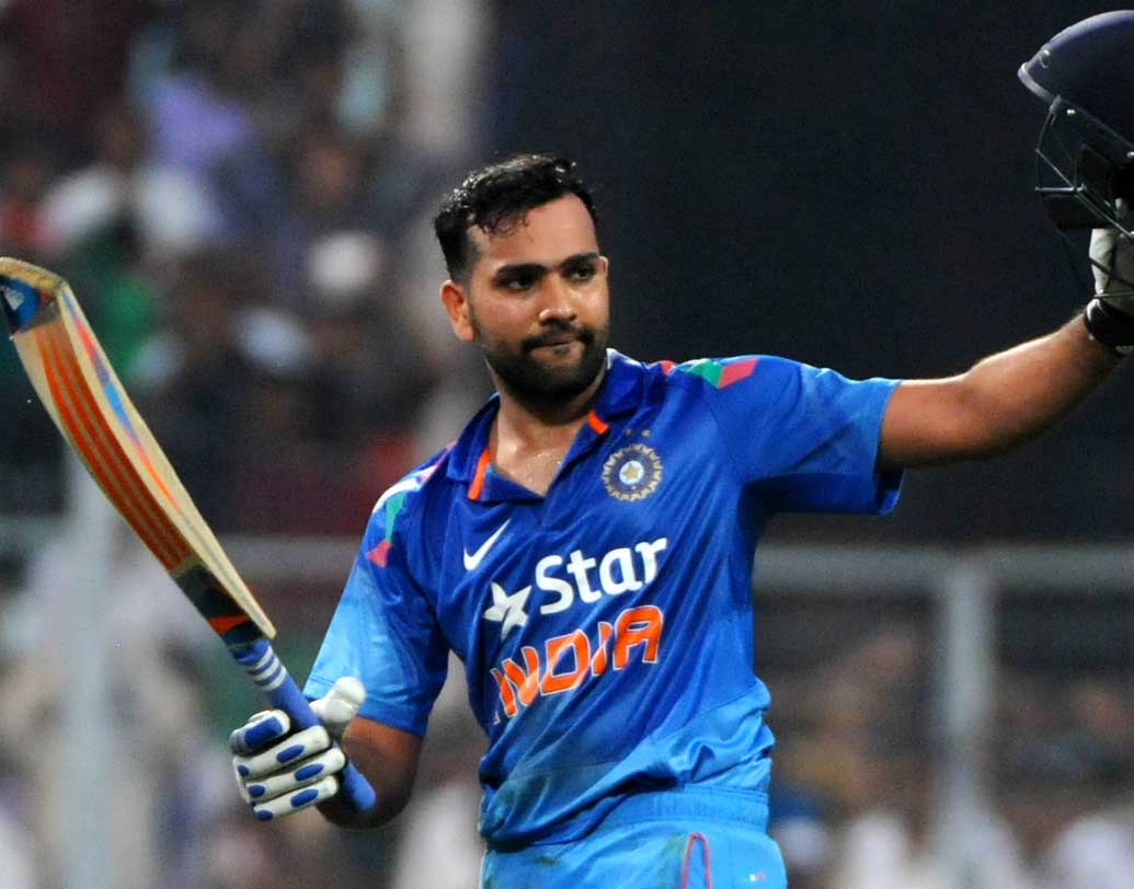 রোহিত শর্মা: গত বছর একদিনের ক্রিকেটে হাজারের বেশি রান করা রোহিত দারুণ ফর্মে রয়েছেন। একদিনের ম্যাচে ভারতের বড় ভরসা। সিডনিতে অসাধারণ শতরান করেছেন। অ্যাডিলেডে বড় রানের টার্গেট নিয়েই ব্যাট করছিলেন। ভাল ফর্মে রয়েছেন।