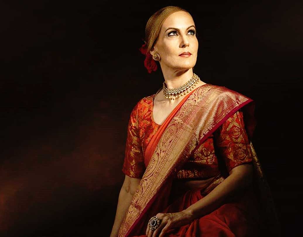 জার্মানির ডেটমোল্ডে সুজেনের জন্ম। সেখানেই বেড়ে ওঠা। তবে সনিয়া গাঁধীর ভূমিকায় কিন্তু এই প্রথম বার অভিনয় করলেন না সুজেন। এর আগেও ‘প্রধানমন্ত্রী’ নামের একটি ডকুমেন্টারি সিরিজেও সনিয়া গাঁধীর ভূমিকায় অভিনয় করেছেন এই বিদেশিনী।