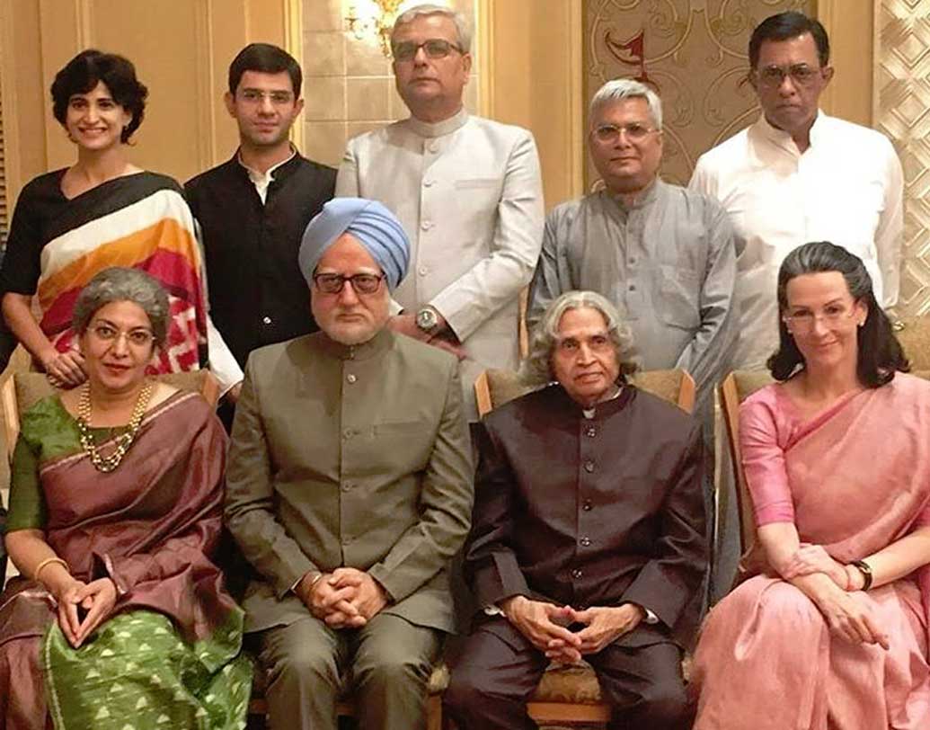 ‘দ্য অ্যাক্সিডেন্টাল প্রাইম মিনিস্টার’-এর প্রযোজক সুনীল বোহরার কথায়, ‘‘শুধু যে সনিয়া গাঁধীর মতোই দেখতে তাই নয়। সুজেনের কথা বলার ধরনও খুব মেলে সনিয়াজির সঙ্গে।’’