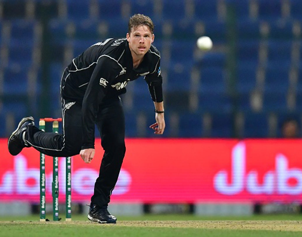 লকি ফার্গুসন: দেড় কোটির বেশি টাকায় এই বিদেশিকে দলে নিয়েছে কেকেআর। নিউজিল্যান্ডের এই ক্রিকেটারটি বল হাতে নজর কেড়েছেন জাতীয় দলের হয়ে।