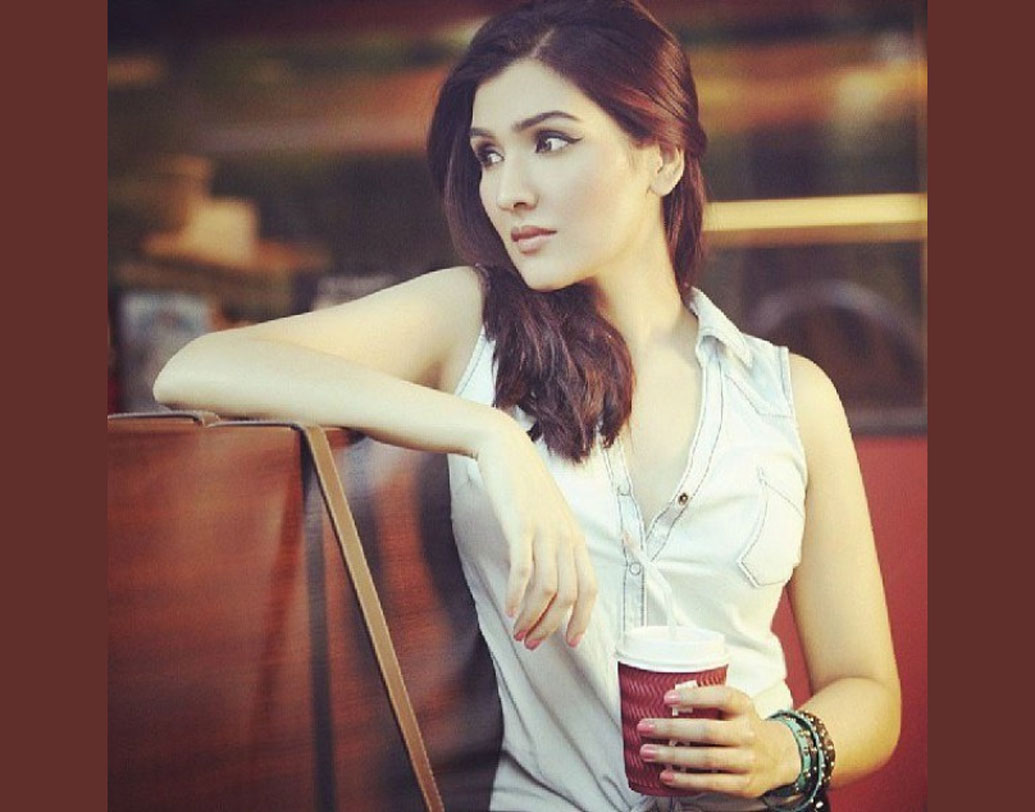 তবে এই স্টার কিডের আসল নাম কিন্তু টিনা আহুজা নয়। তাঁর নাম নর্মদা আহুজা।