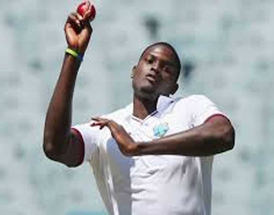 জেসন হোল্ডার: ছয় টেস্টে ৩৩৬ রান করেছেন তিনি। লোয়ার মিডল অর্ডারে নেমে রয়েছে দুটি হাফ সেঞ্চুরি। সঙ্গে ১২.৩৯ গড়ে নিয়েছেন ৩৩ উইকেট।  এর মধ্যে চারটি ইনিংসে পাঁচ উইকেট করে নিয়েছেন। একবার দশ উইকেটও নিয়েছেন টেস্টে।