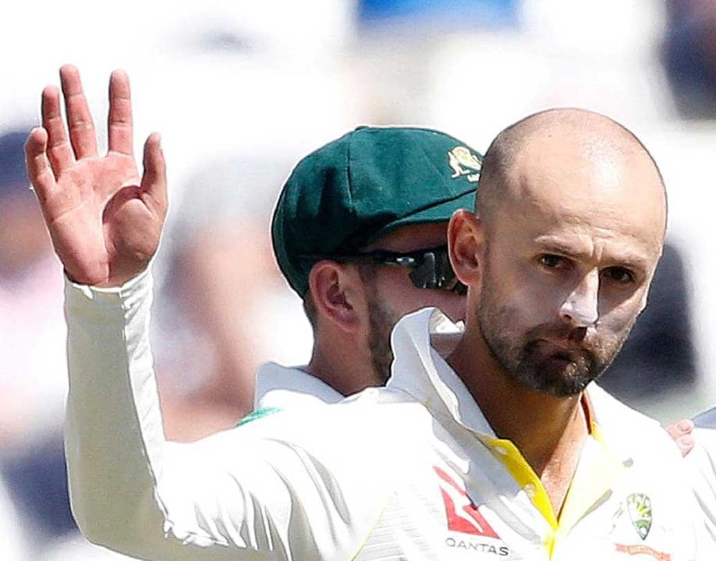 নেথান লায়ন: ২০১৮ সালে অস্ট্রেলীয় বোলারদের মধ্যে উইকেট সংখ্যায় চার নম্বরে রয়েছেন তিনি। ১০ টেস্টে ৪৯ উইকেট নেন তিনি। এর মধ্যে ভারতের বিরুদ্ধে তিন টেস্টে ১৭ উইকেট রয়েছে।