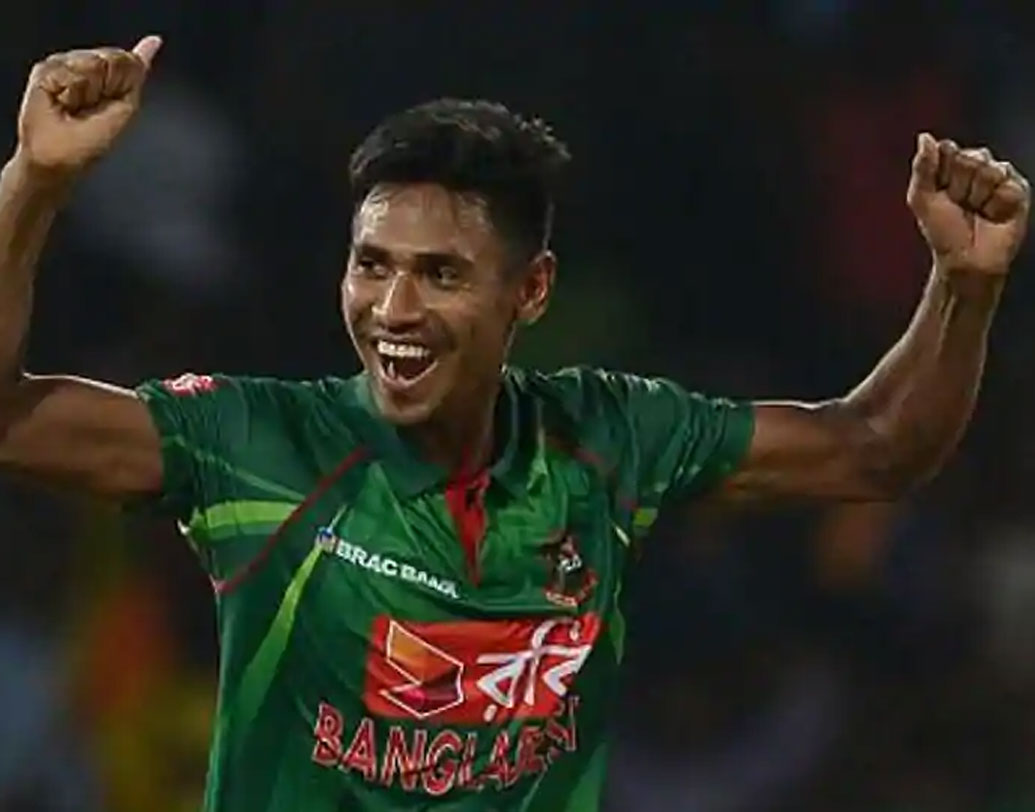 বাংলাদেশের বাঁ হাতি পেসার মুস্তাফিজুর রহমান ২১.৭২ গড়ে ২৯ উইকেট নিয়েছেন। তার মধ্যে গত বছরের এশিয়া কাপে ১৮.৫০ গড়ে তিনি ১০ উইকেট নেন।