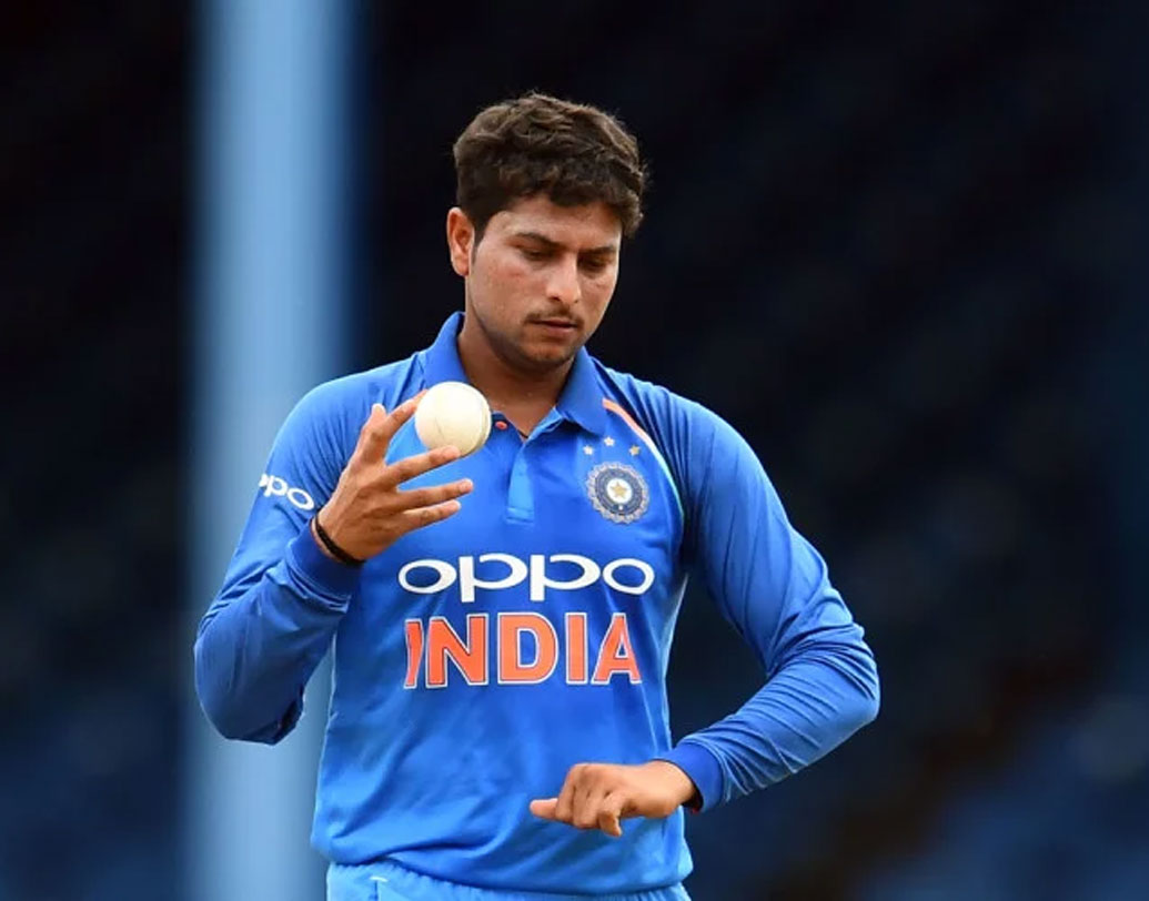 গত বছরে চায়নাম্যান কুলদীপ যাদব ১৯ ম্যাচে ৪৫ উইকেট পেয়েছেন। গড় ছিল ১৭.৭৭। একদিনের ফরম্যাটে উইকেট সংগ্রহের তালিকায় রশিদের পরেই তিনি।