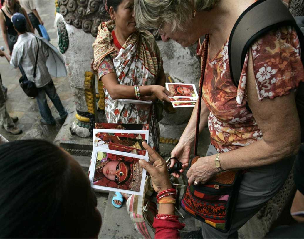 প্রীতির হাসির জন্যই কুমারী দেবী হিসাবে তাঁর ছবি নেপালের অসংখ্য পর্যটকের কাছে বিক্রিও করা হয়েছে নেপালের সবচেয়ে জনপ্রিয় জীবন্ত দেবী রূপে।