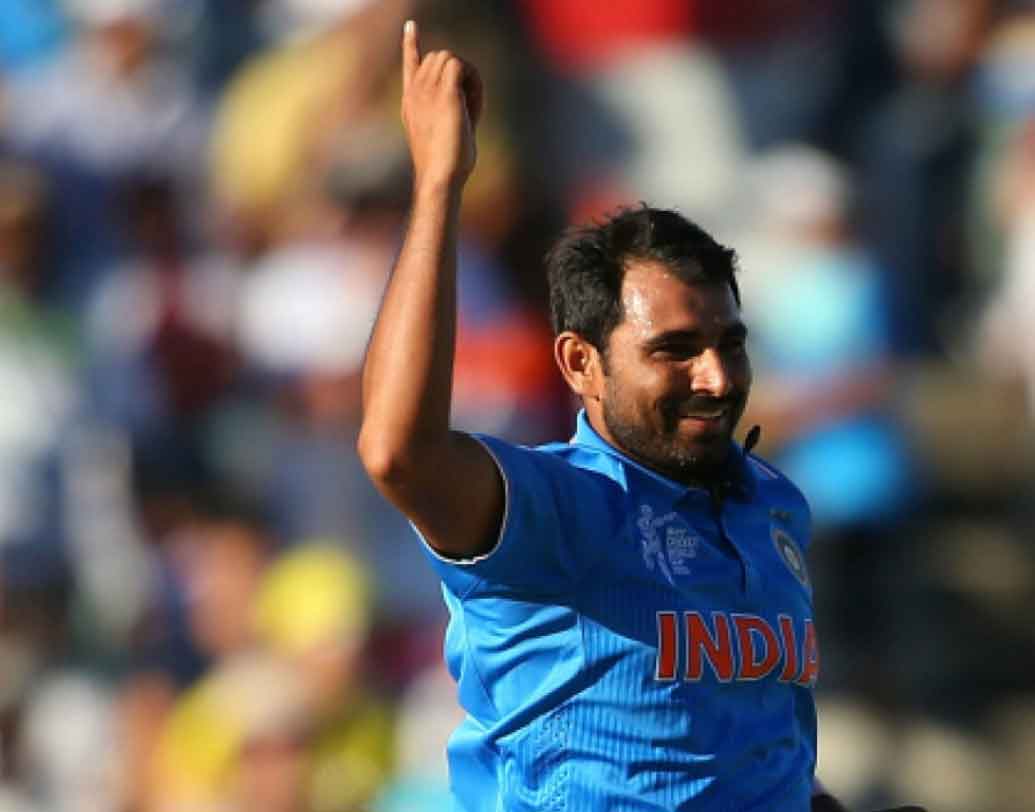 দুই ওপেনরাকে যে ভাবে বোল্ড করলেন ভারতের সুইং মাস্টার শামি, প্রাথমিক সেই ধাক্কা আর কাটিয়ে ওঠা সম্ভব হয়নি কিউইদের।