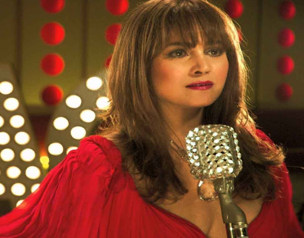 একটি রিয়্যালিটি শো থেকে বিতাড়িত করা হয়েছিল এই সঙ্গীত পরিচালককে। আলিশা চিনয়-সহ একাধিক গায়িকা তাঁর বিরুদ্ধে যৌন হেনস্থার অভিযোগ আনেন মিটু আন্দোলনের সময়। তাঁকে এ দিন দেখা গিয়েছে এই বিয়েবাড়িতে। কে তিনি?