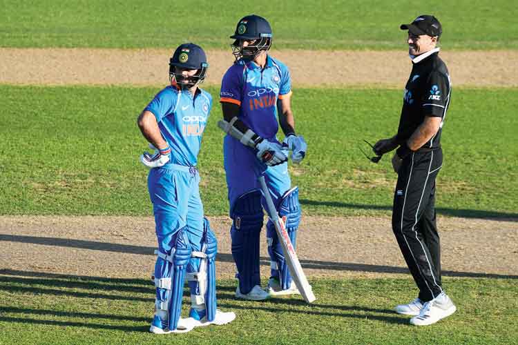 Virat Kohli admits he never saw sun strike can stopped the game of Cricket