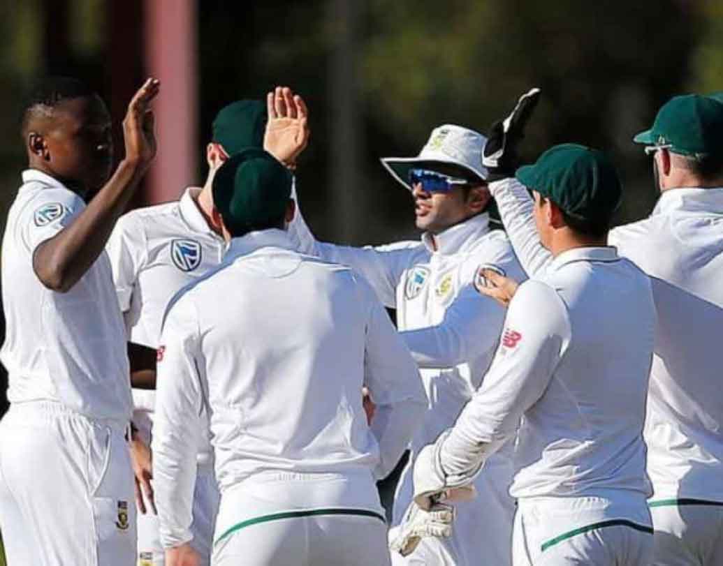 পরে জানা গিয়েছিল, মেনু কার্ডে ছাপা ভুল থাকার কারণেই এ রকম দেরি হয়েছিল। আর খাবার দেরিতে এসে পৌঁছনোয় খেলা শুরু হতেও দেরি হয়।