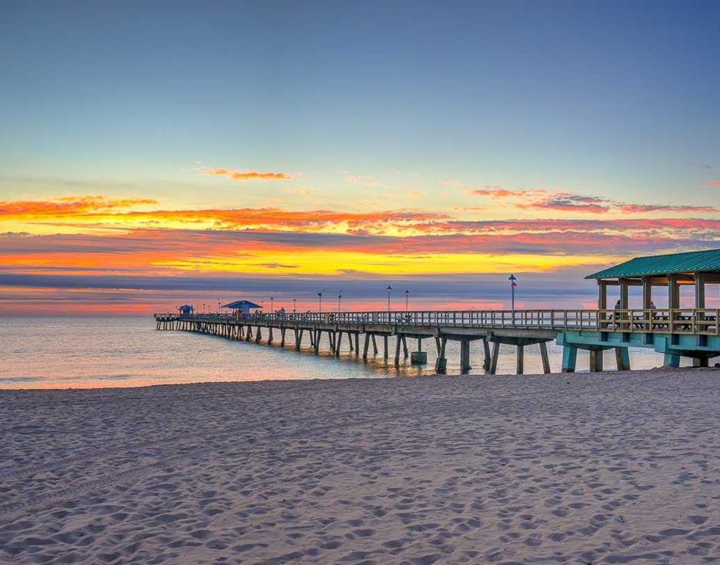 ফ্লোরিডার একটি সমুদ্রতটে মিলল এই মুখোশটি।  মুখোশটি মেলার পর অনেকেই ভেবেছিলেন এটা কি কোনও মহাকাশ সংক্রান্ত বস্তু। কারণ একদম অন্যরকম দেখতে এটি।