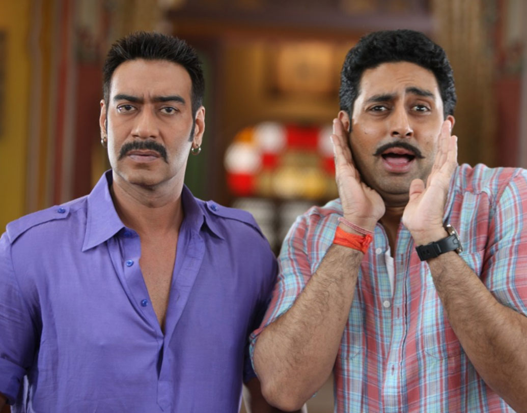 বোল বচ্চন- অজয় দেবগণ আর রোহিত শেট্টি জুটির আর এক সফল ছবি ‘বোল বচ্চন’। এই ছবিতে ছিলেন অভিষেক বচ্চনও। ২০১২ সালে মুক্তিপ্রাপ্ত এই ছবি বক্স অফিসে ১০২ কোটি টাকা ব্যবসা করেছিল।