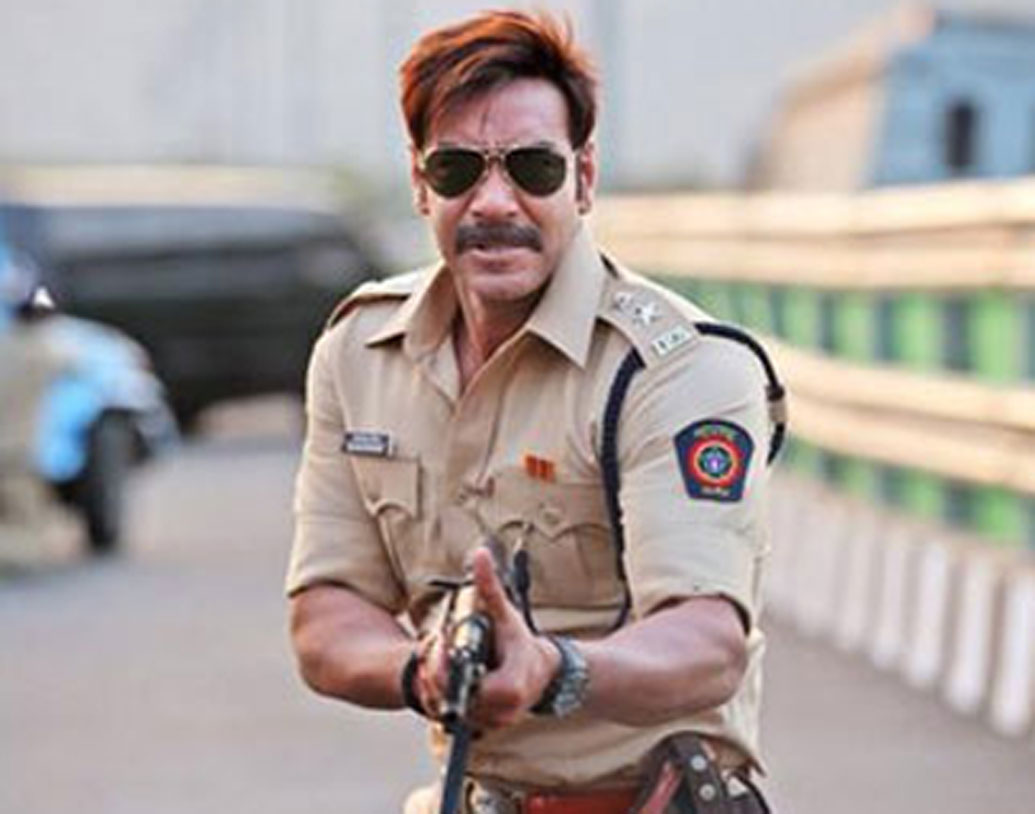 সিংহম রিটার্নস- হিট হয়েছিল ‘সিংহম’-এর সিকুয়েল ‘সিংহম রিটার্নস’ও। ২০১৪ সালে অজয় দেবগণ অভিনীত ‘সিংহম’ ফ্র্যাঞ্চাইজির দ্বিতীয় ছবিটি বক্স অফিসে প্রায় ১৪০ কোটি টাকার ব্যবসা করেছিল।