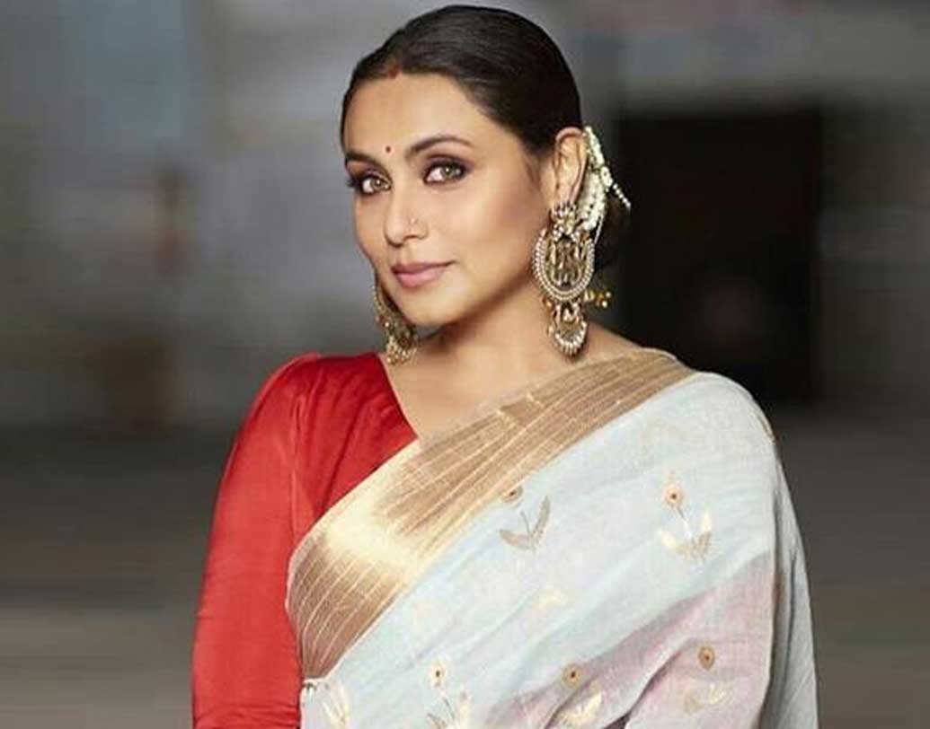 রানি মুখোপাধ্যায়: ‘হিচকি’ মুক্তি পেয়েছিল ২০১৮ সালে। তবে ২০১৯ সালে তাঁর কোনও ছবি মুক্তি পাচ্ছে না। একবারে একটা ছবি— এই সূত্র মেনে শুধুমাত্র ‘মর্দানি ২’ ছবিতে কাজ করছেন তিনি। এই ছবিটি ২০২০ সালে মুক্তি পাওয়ার কথা।