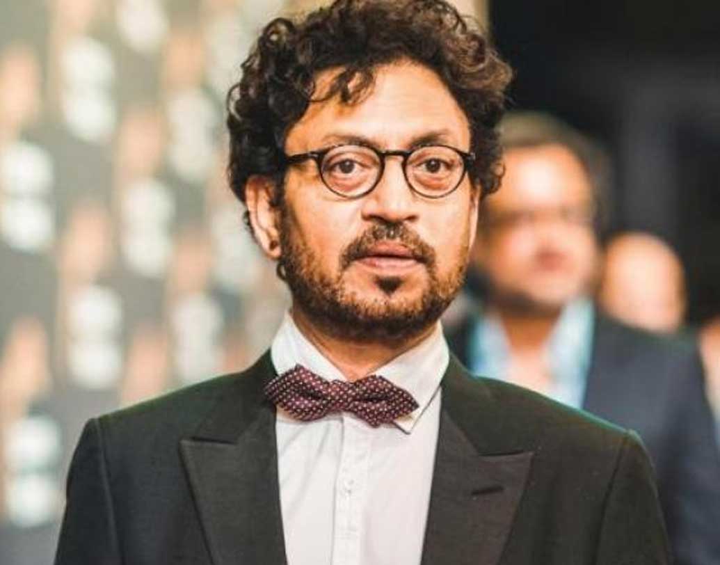 ইরফান খান: অসুস্থতার কারণে কোনও ছবিতে আপাতত সই করছেন না ইরফান খান। ক্যানসারের চিকিৎসার জন্য দেশের বাইরে রয়েছেন ‘পিকু’ তারকা।