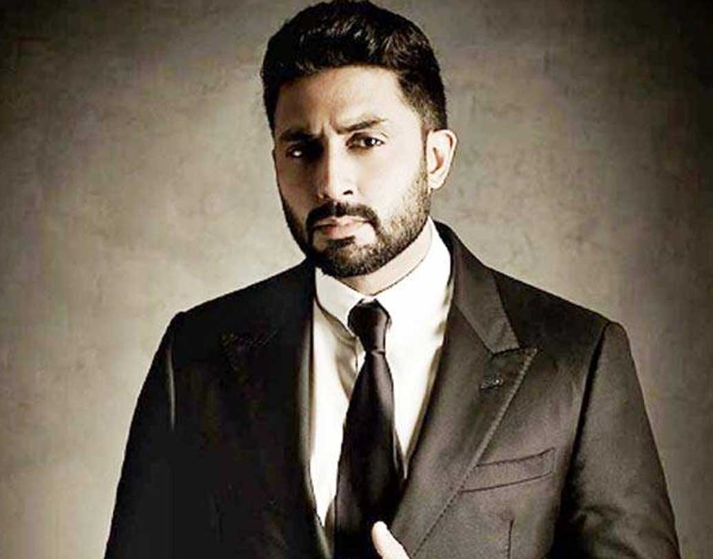 অভিষেক বচ্চন: ‘মনমরজিয়া’ ছবিতে অভিষেক বচ্চনকে দেখা গিয়েছে ২০১৮ সালে। স্ত্রী অ্যাশের সঙ্গে ‘গুলাব জামুন’ ছবিতে সইও করেছেন অভি। তবে আপাতত ছবিটি নিয়ে সাড়াশব্দ নেই। ২০১৯ সালে পর্দায় দেখা যাচ্ছে না তাঁকেও।