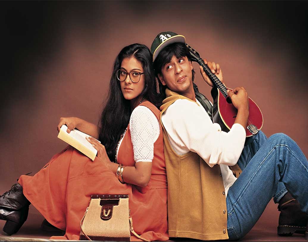 ইথিওপিয়ায় কর্মরত এক ভারতীয় সংবাদমাধ্যমকে জানান, ‘তুঝে দেখা তো ইয়ে জানা সনম’ বাজালেই ঝাঁকে ঝাঁকে বাচ্চারা ছুটে আসে স্কুলে। টানা ১০ মিনিট বাজানো হয় এসআরকে-র ছবির নানা গান। আর তার পরই শুরু হয় ক্লাস।