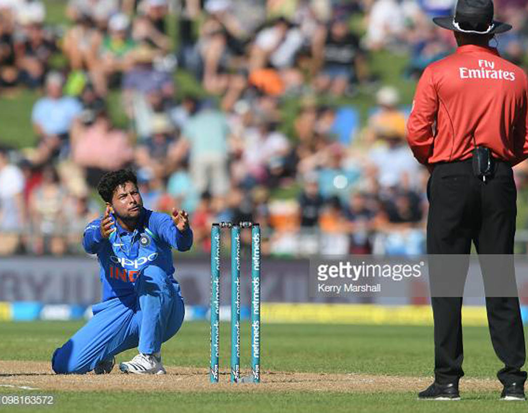 কুলদীপ যাদব: কোনও বিশেষণই বোধ হয় যথেষ্ট নয়। ভারতীয় স্পিন আক্রমণকে নতুন মাত্রা দিয়েছেন। অস্ট্রেলিয়ার পর নিউজিল্যান্ডের মাটিতেও চলছে কুলদীপ ম্যাজিক।