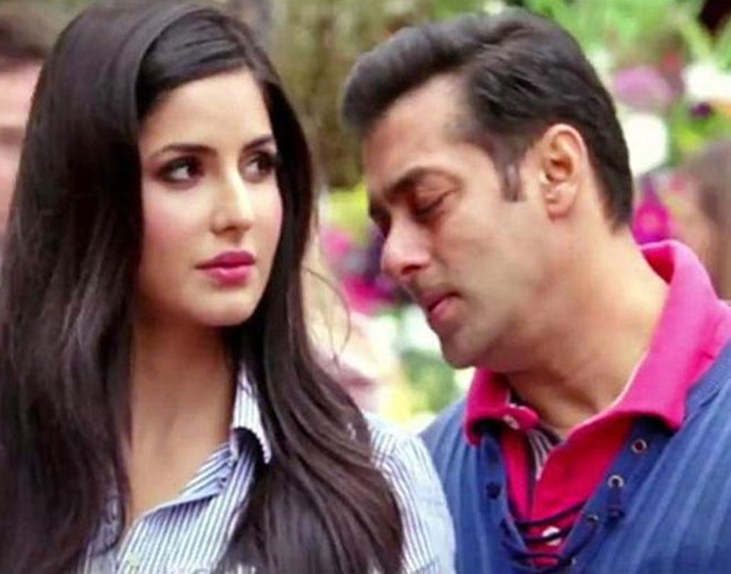 ঐশ্বর্যা রাইয়ের পর সলমনের সঙ্গে সম্পর্ক তৈরি হয় বলিউড অভিনেত্রী ক্যাটরিনা কইফের সঙ্গে। কিন্তু সেটিও স্থায়ী হয়নি। ক্যাটরিনা বর্তমানে সিঙ্গল।