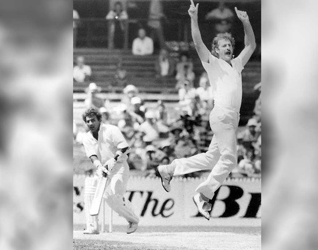 এর পর ১৯৮১ সালের ৮ জানুয়ারি। সিডনিতে এই ম্যাচে অস্ট্রেলিয়ার বিরুদ্ধে টসে জিতে ব্যাট করতে নেমে ২৫.৫ ওভারে মাত্র ৬৩ রানে গুটিয়ে গিয়েছিল ভারত।