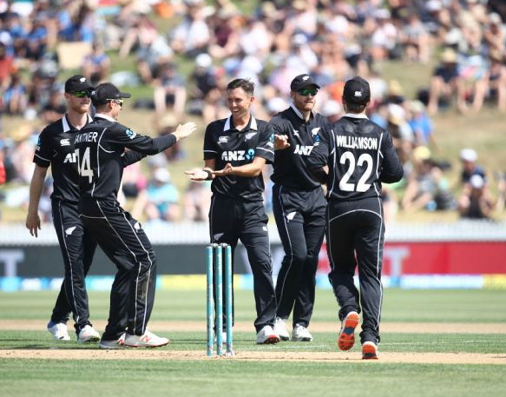 নিউজিল্যান্ডের বিরুদ্ধে প্রথমে ব্যাট করে ৩০.৫ ওভারে ৯২ রানের আজকের ইনিংস তালিকার সাত নম্বরে।