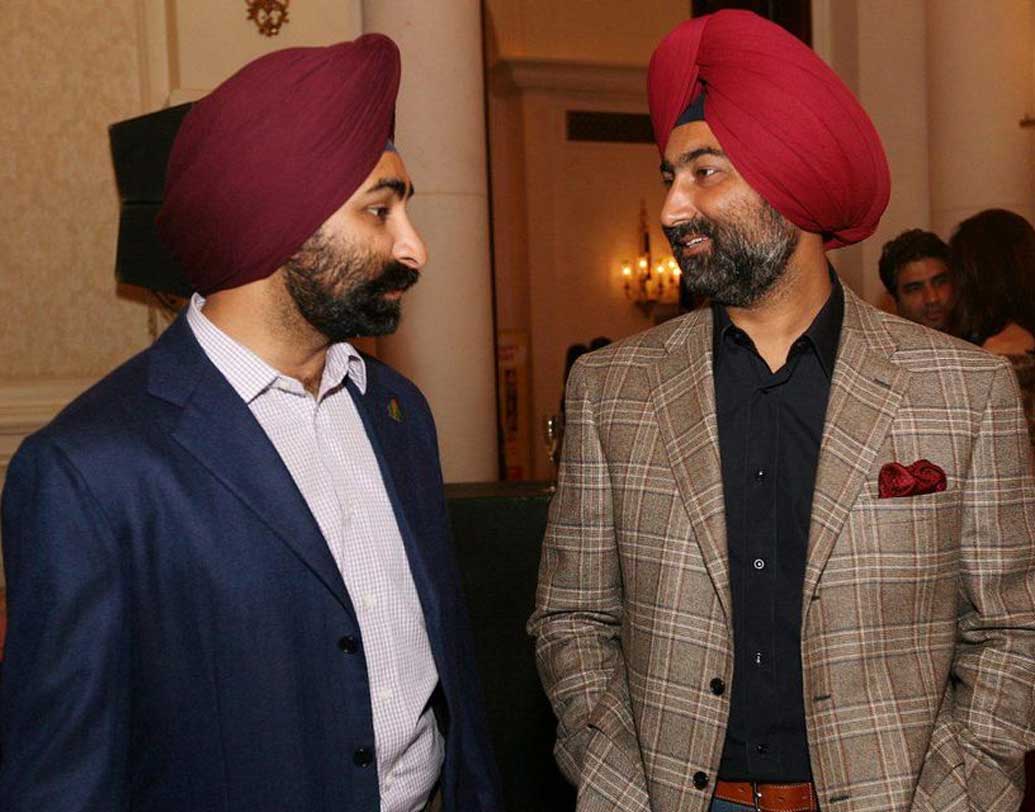 শিবেন্দ্র ও মালবেন্দ্র সিংহের লড়াই কয়েক হাজার কোটির ওষুধ ও হাসপাতালের  ১৪ হাজার কোটি টাকার ব্যবসাকে ঘিরে। আইনি লড়াই তো হয়েইছে, পরস্পরের বিরুদ্ধে শারীরিক হেনস্থার অভিযোগও এনেছিলেন।